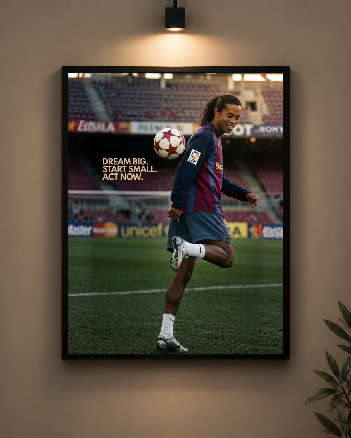 Ronaldinho Dream Big Frame in black frame - PrintIt