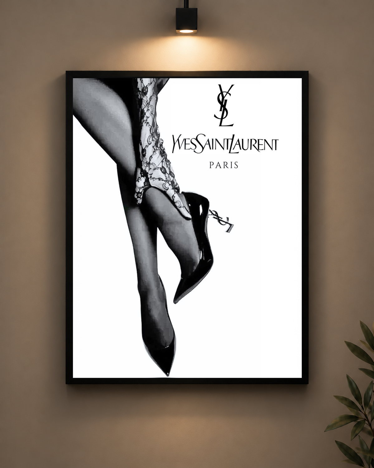 Fashion Editorial Concept Frame in black frame - PrintIt