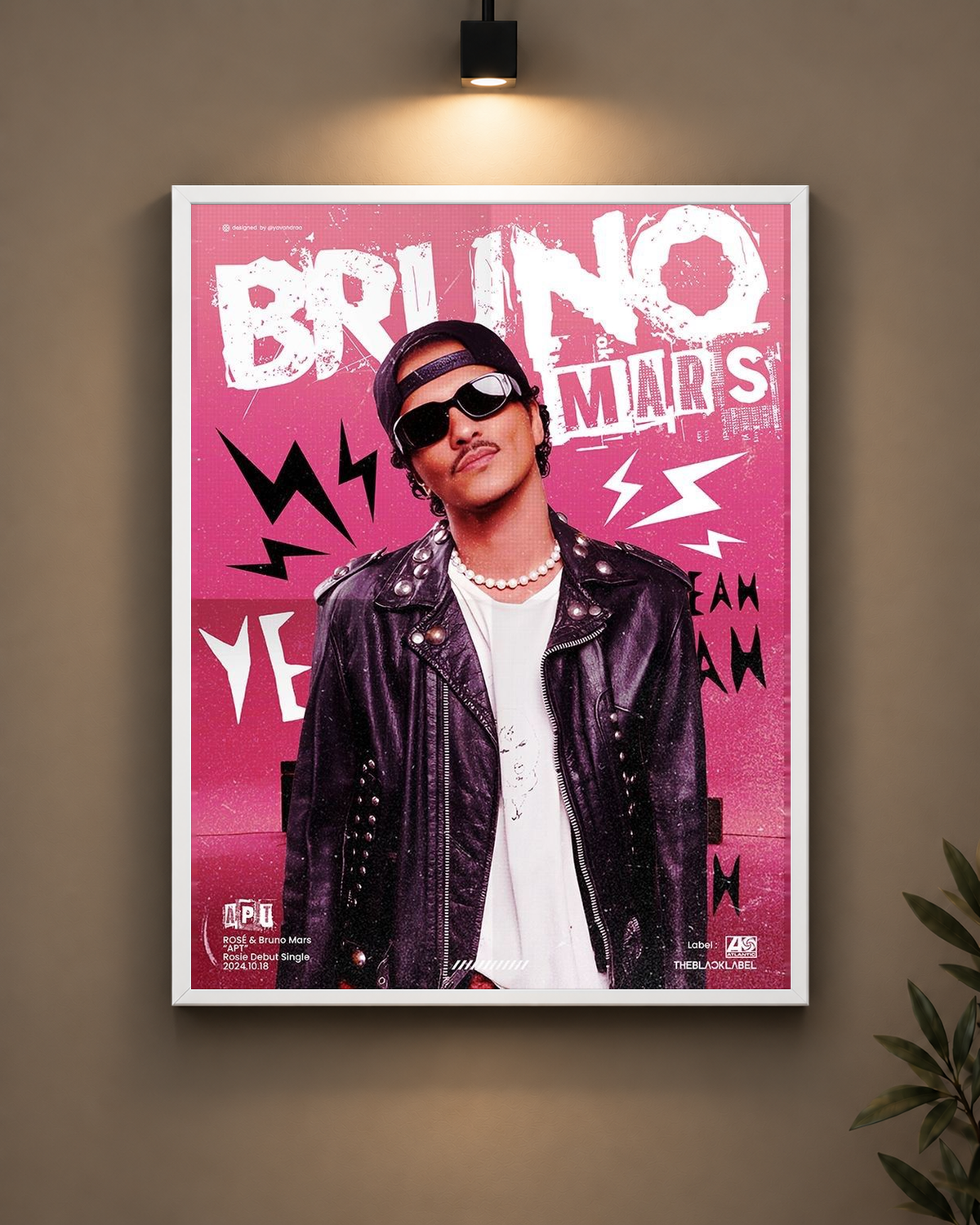 Bruno Mars Frame in black frame - PrintIt
